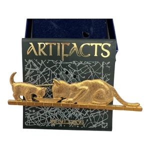 Cat Pin Brooch by J J Jonette Mommy and Kitten Gold Tone